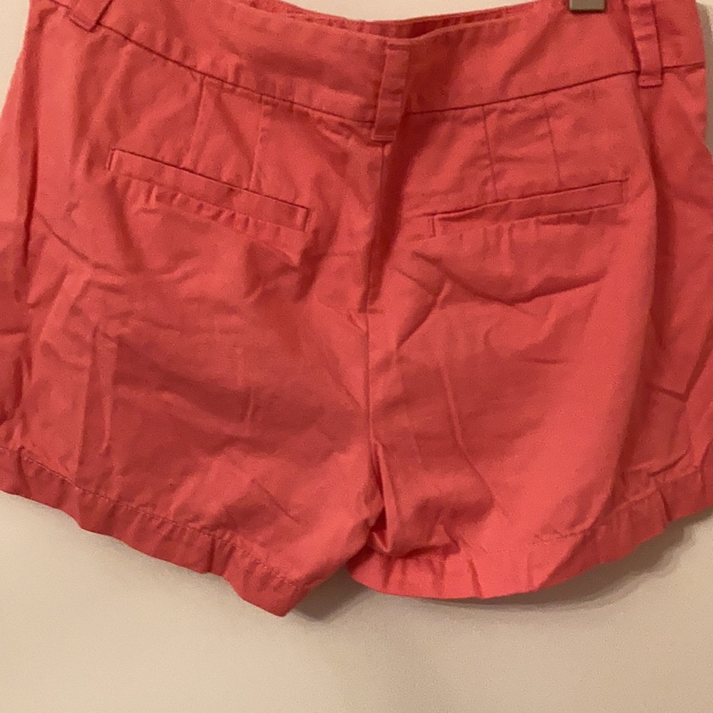 Shorts - Picture 2 of 4